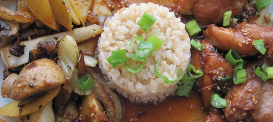 teriyaki chicken with brown rice and peaches